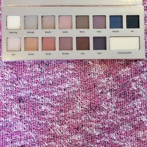 It Naturally Pretty Matte Luxe Transforming